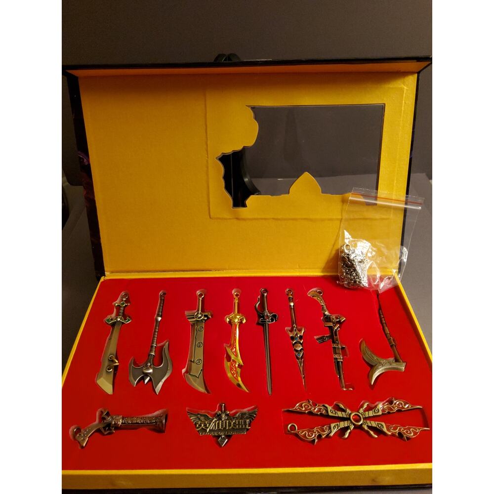 League of Legends Clash of Fates Metal Weapons w/Keychain Necklace K0
